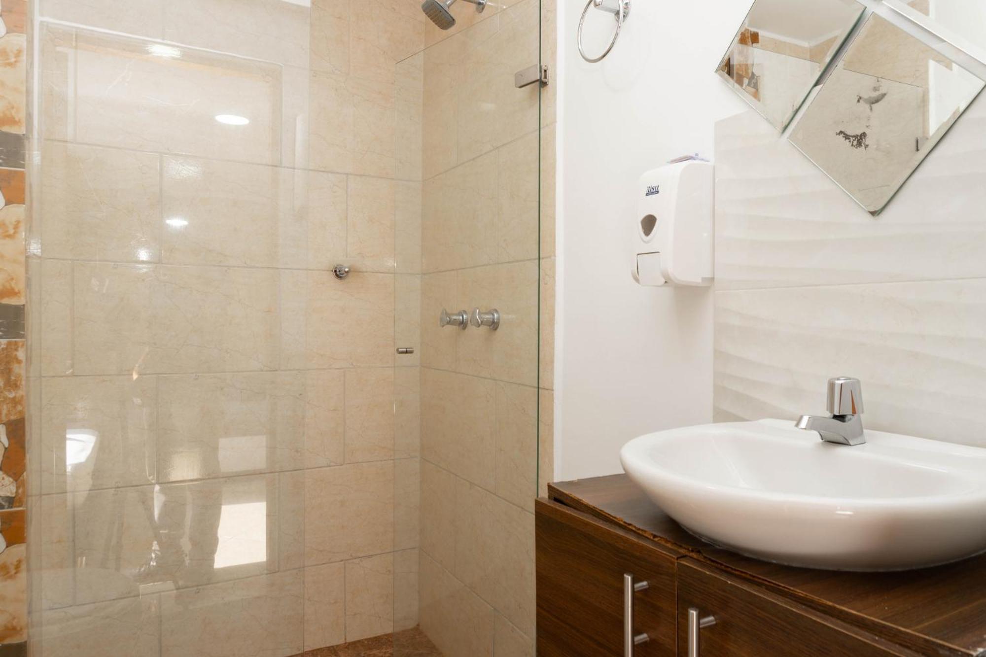 Palo Alto Laureles Hotel Medellin